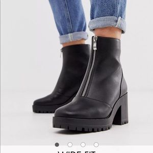 Raid black zipper boots